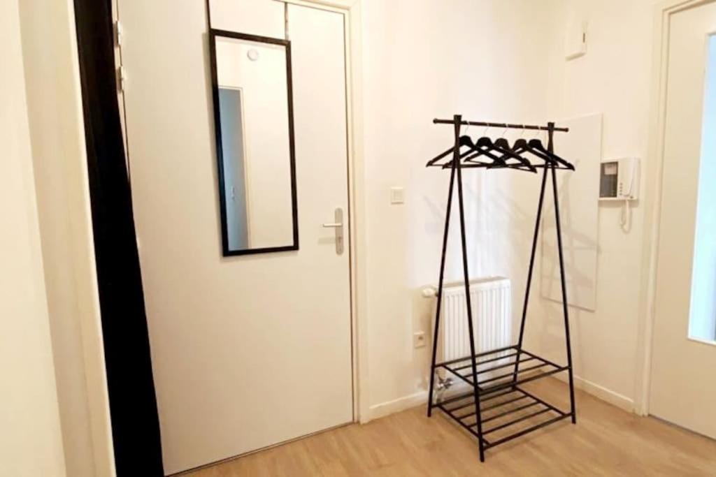 Proche Chu Avec Balcon Et Parking Apartamento *